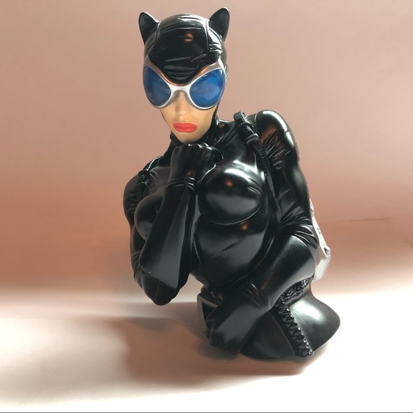 CATWOMAN πββ¬ PIGGY π· BANK π¦ UNUSED! NEW! - Picture 2 of 8
